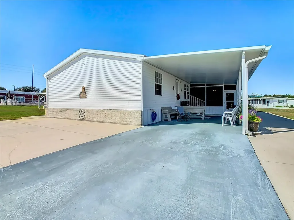 157 Orangewood Drive Lake Wales FL 33898