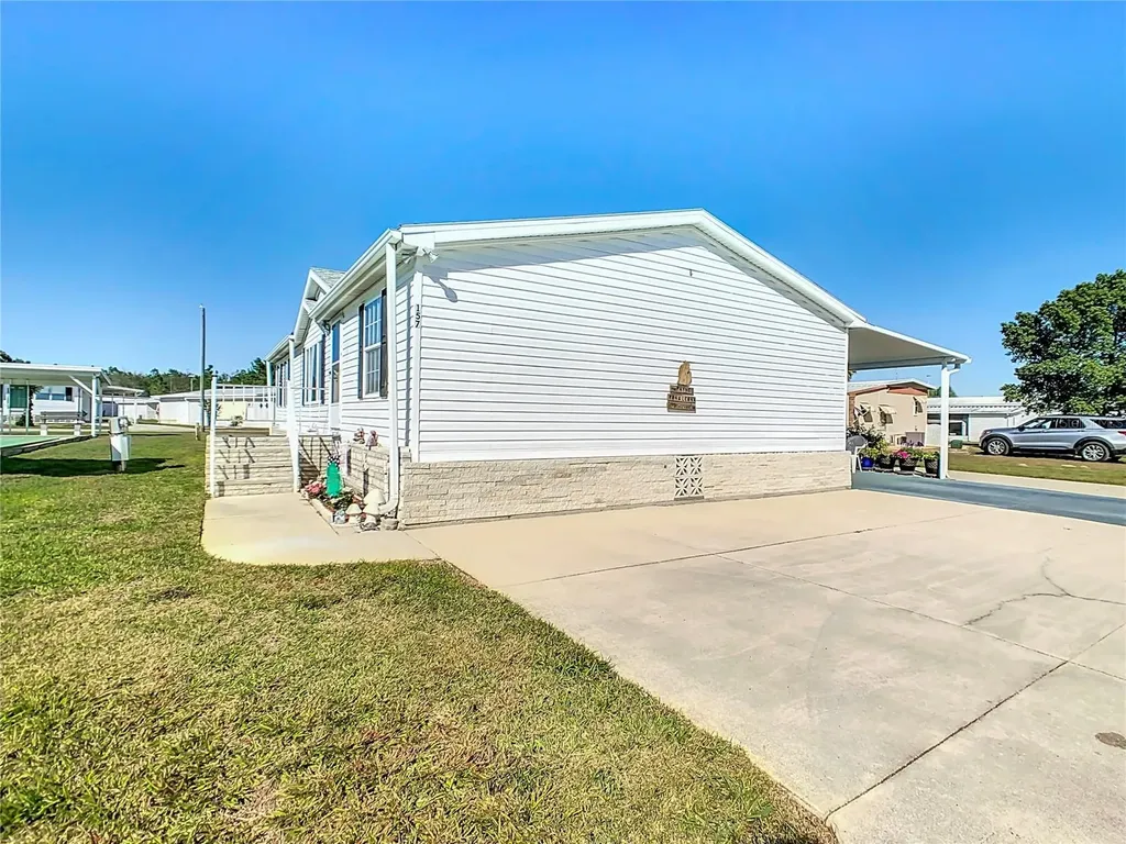 157 Orangewood Drive Lake Wales FL 33898