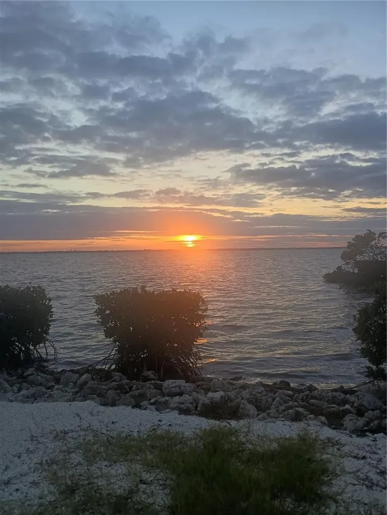2800 Harbourside Drive Longboat Key FL 34228