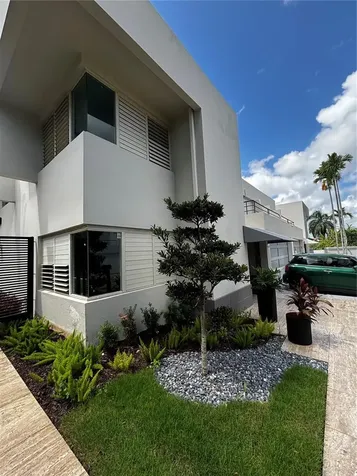 201 Patricia Guaynabo PR 00966