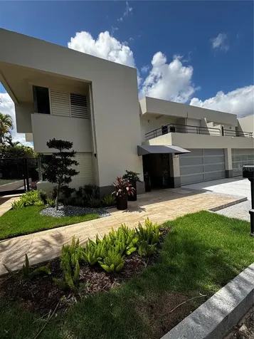 201 Patricia Guaynabo PR 00966