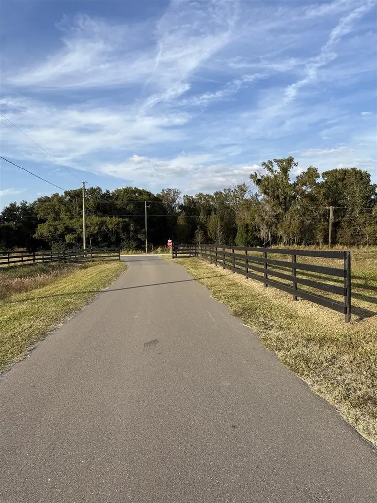 14950 Mim Place Dade City FL 33525