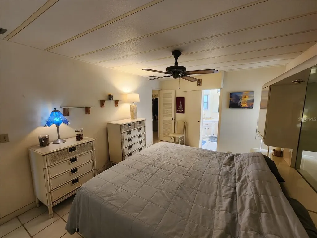 808 53rd Avenue E Bradenton FL 34203