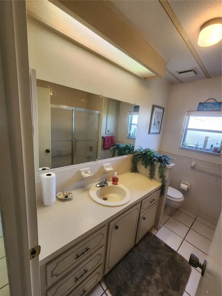808 53rd Avenue E Bradenton FL 34203