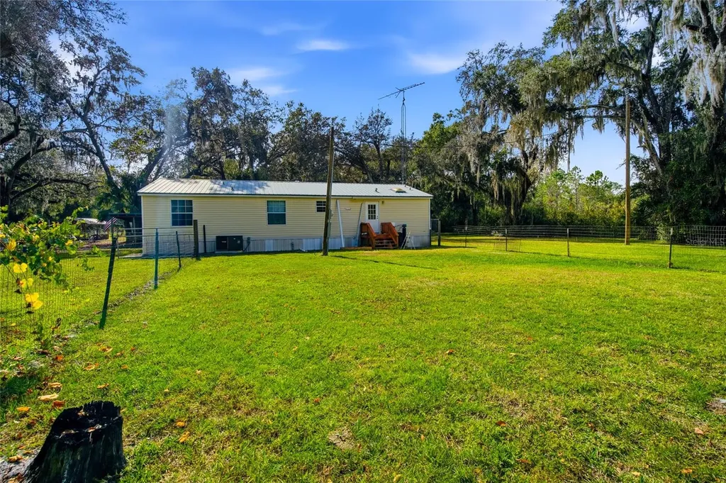 2804 SW 67th Lane Bushnell FL 33513