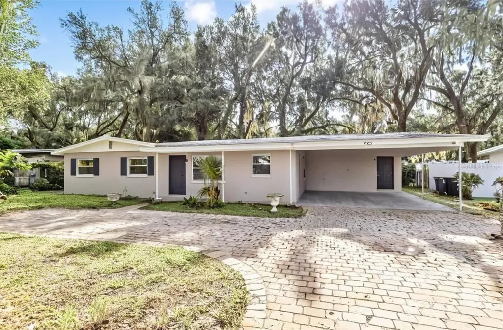 2906 Pershing Avenue Orlando FL 32806