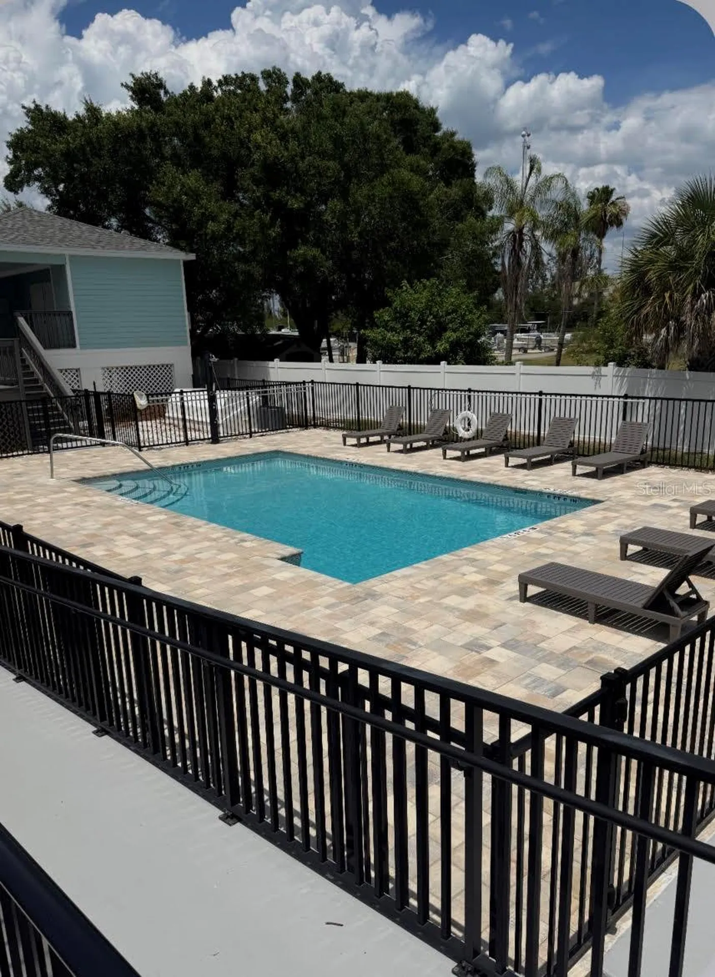1273 Savona Drive NE St Petersburg FL 33702