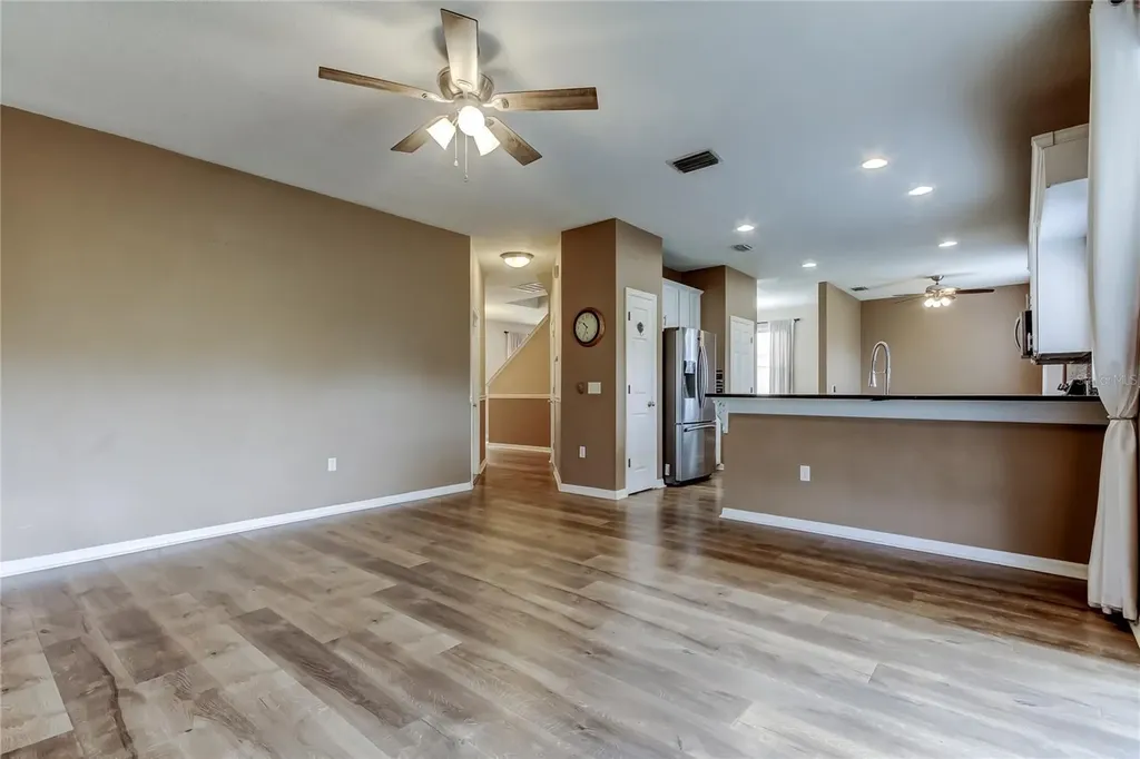 6019 Cape Loop Land O Lakes FL 34639