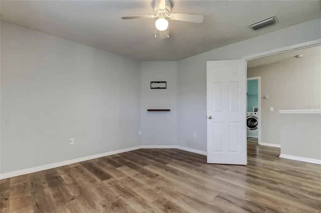 6019 Cape Loop Land O Lakes FL 34639