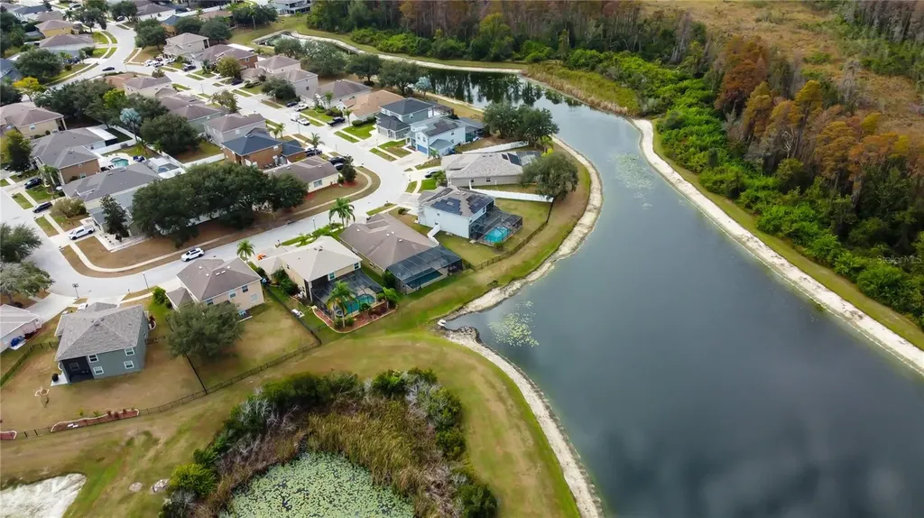 6019 Cape Loop Land O Lakes FL 34639