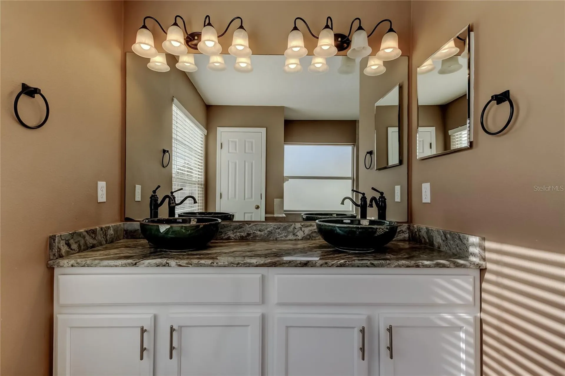 6019 Cape Loop Land O Lakes FL 34639