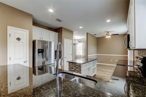 6019 Cape Loop Land O Lakes FL 34639
