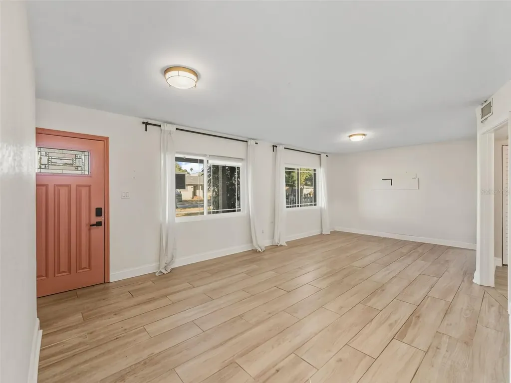 4016 W Nassau Street Tampa FL 33607