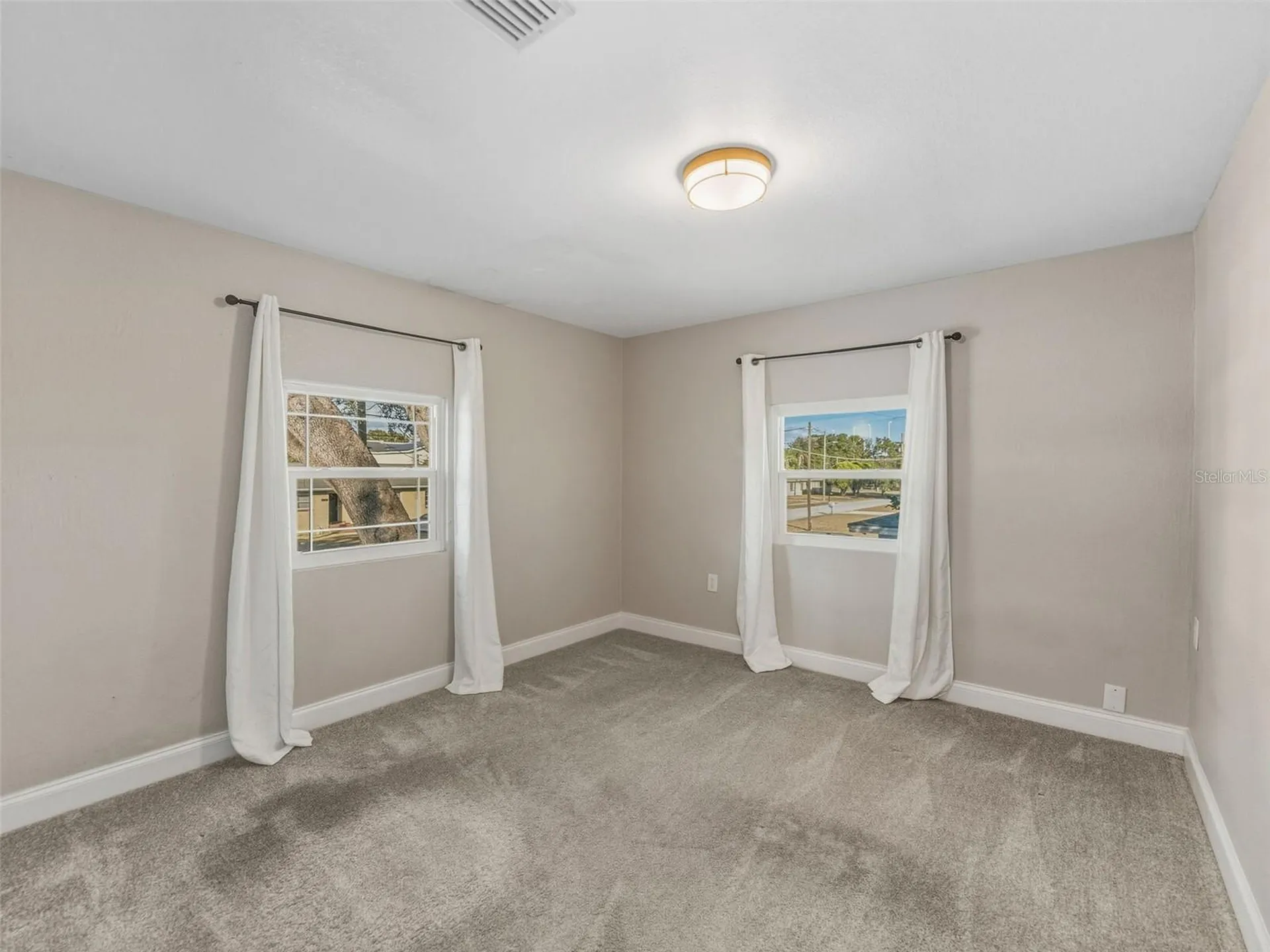 4016 W Nassau Street Tampa FL 33607