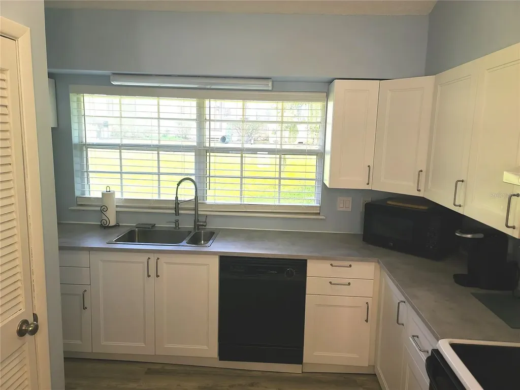 11001 SE Sunset Harbor Road Summerfield FL 34491