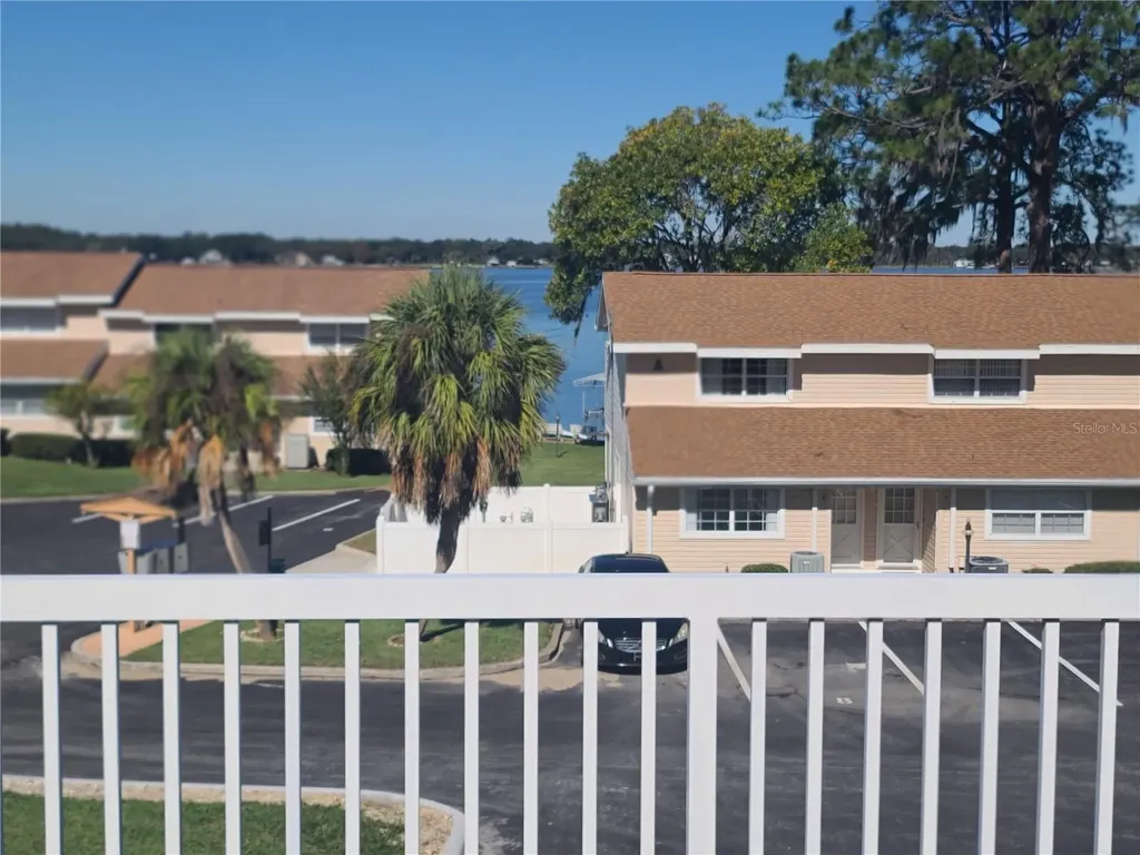 11001 SE Sunset Harbor Road Summerfield FL 34491