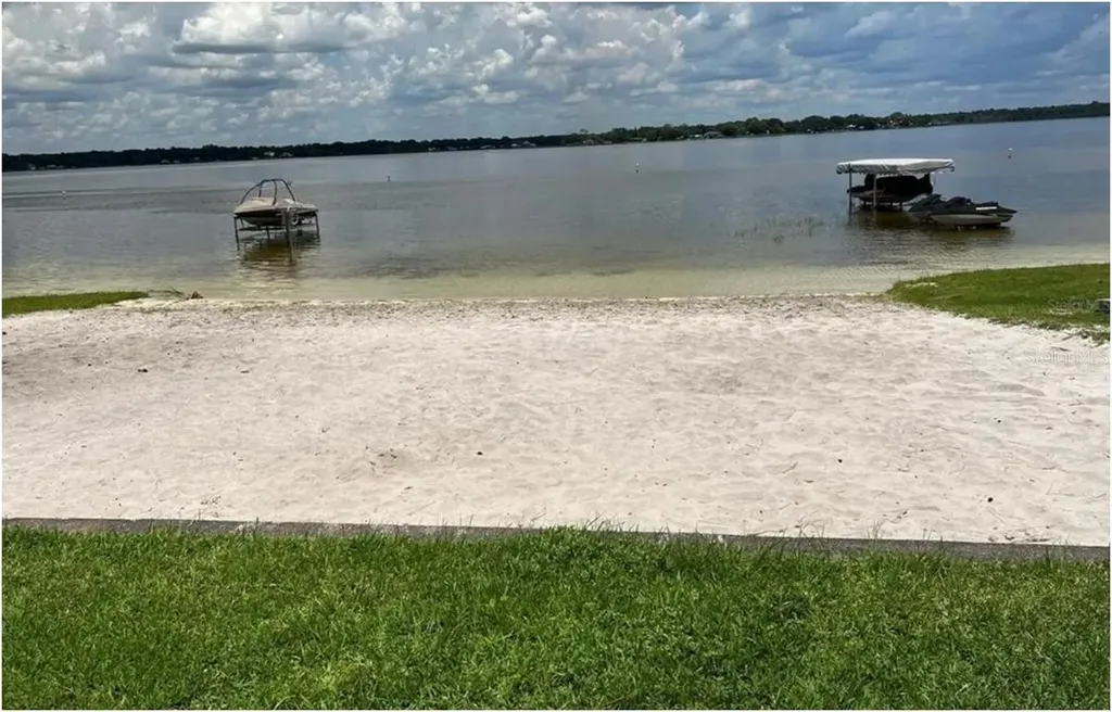 11001 SE Sunset Harbor Road Summerfield FL 34491