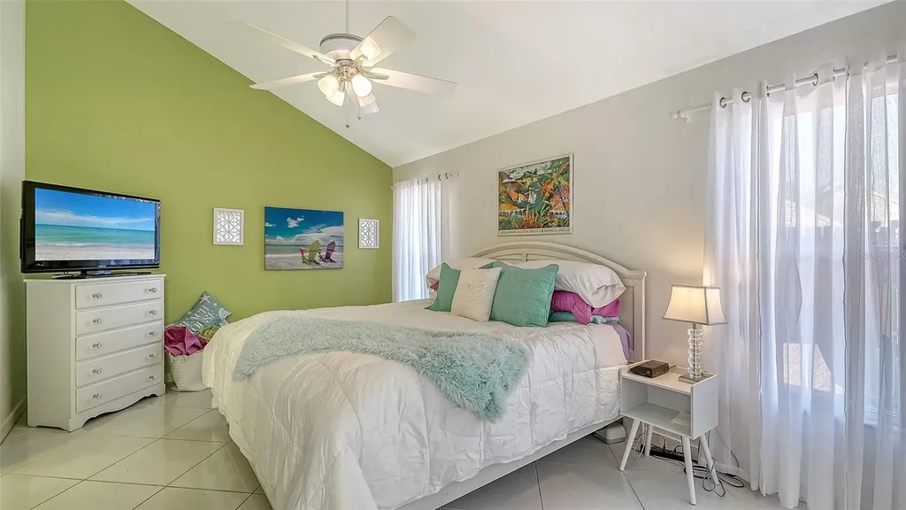 7833 Ontario Street Circle Sarasota FL 34243