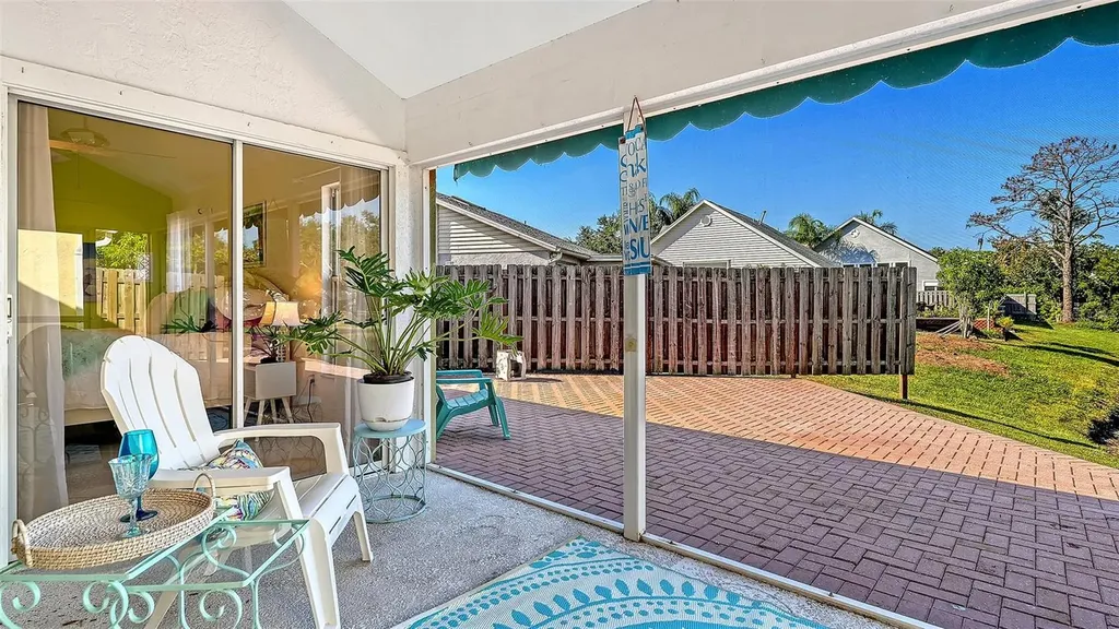 7833 Ontario Street Circle Sarasota FL 34243