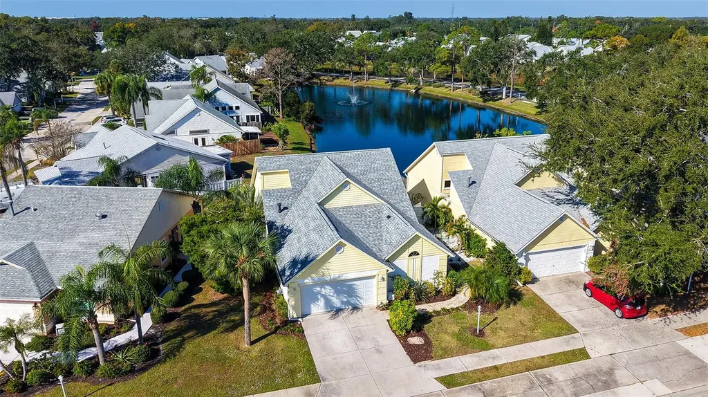 7833 Ontario Street Circle Sarasota FL 34243