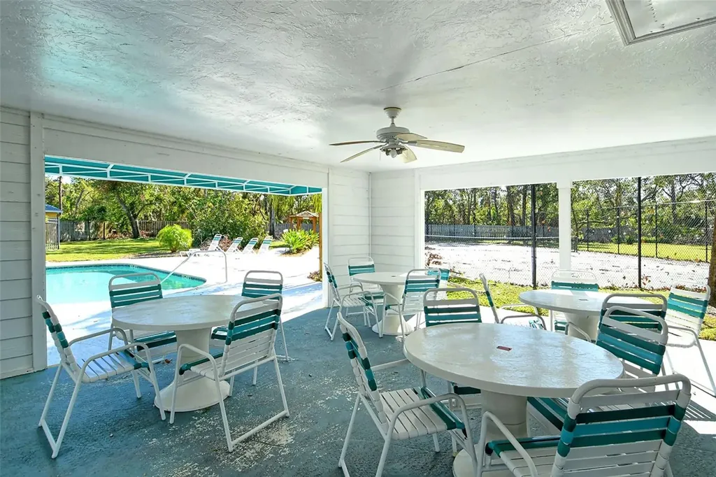 7833 Ontario Street Circle Sarasota FL 34243