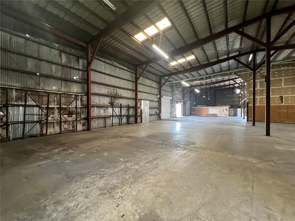 5705 E Hanna Avenue Tampa FL 33610