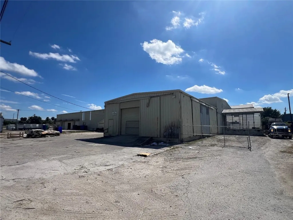 5705 E Hanna Avenue Tampa FL 33610
