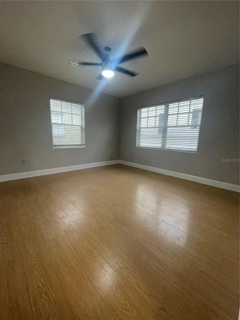 727 1/2 Edgewater Drive Orlando FL 32804
