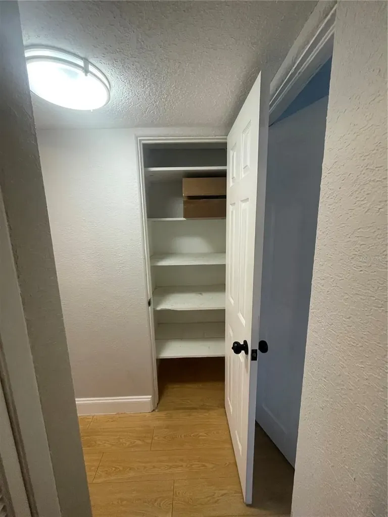 727 1/2 Edgewater Drive Orlando FL 32804