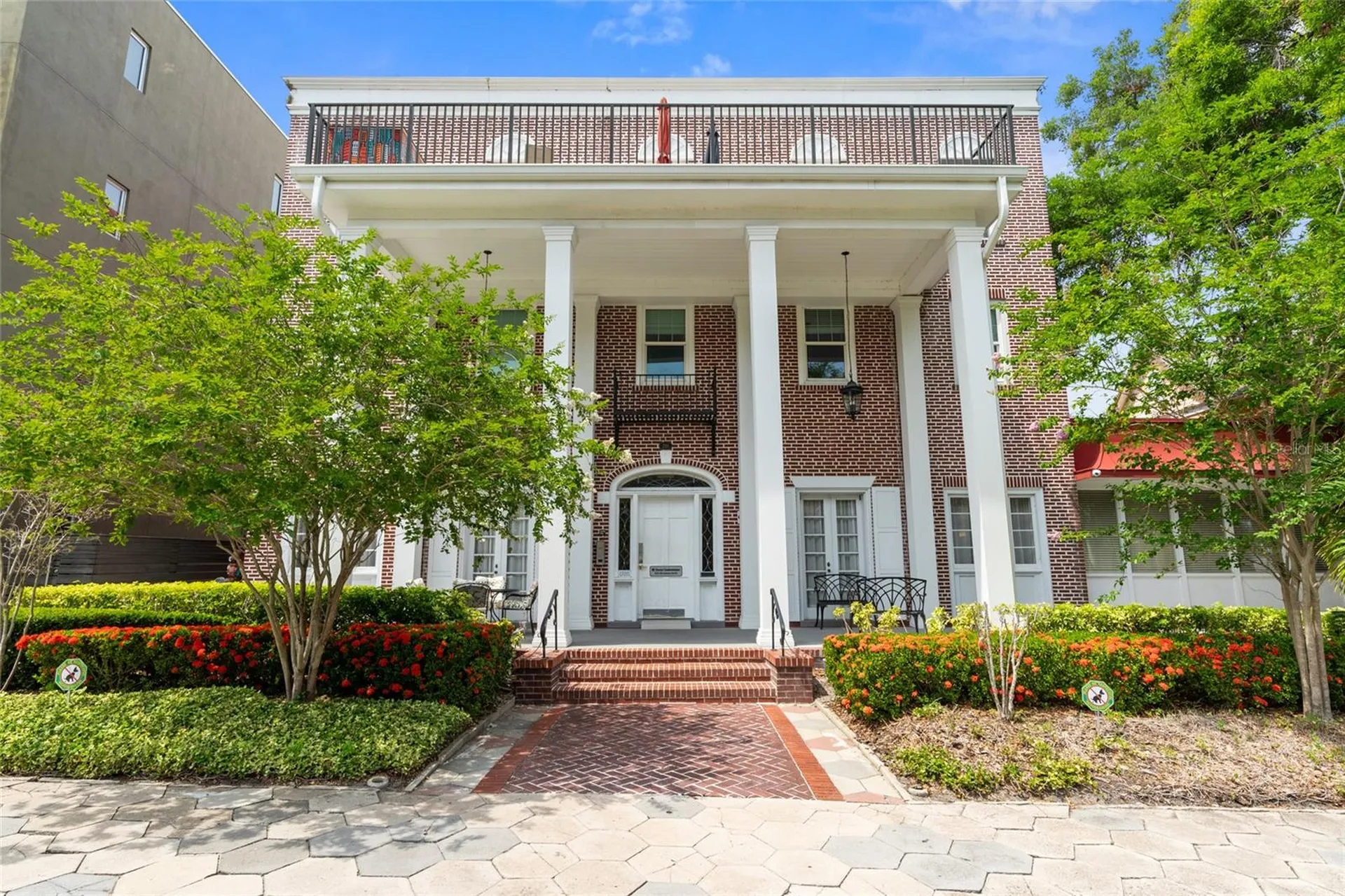 219 4th Avenue N St Petersburg FL 33701