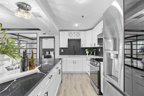 219 4th Avenue N St Petersburg FL 33701