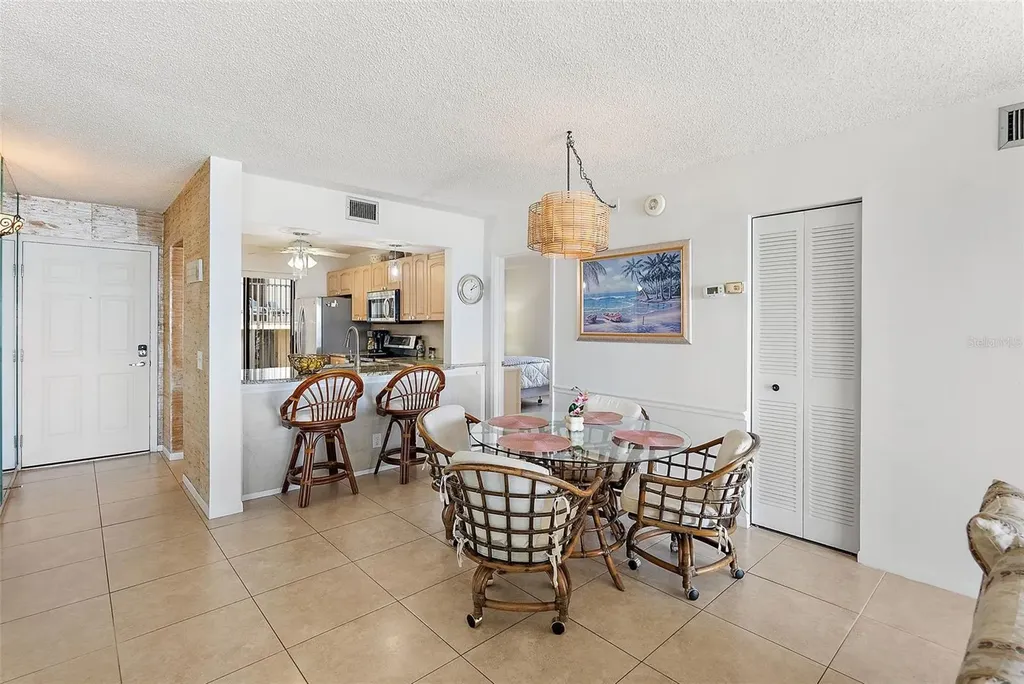6322 Palma Del Mar Boulevard S St Petersburg FL 33715