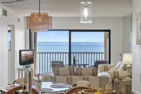 6322 Palma Del Mar Boulevard S St Petersburg FL 33715