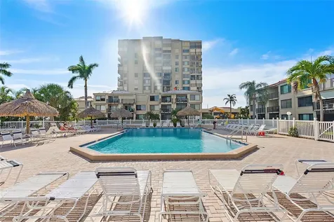 6322 Palma Del Mar Boulevard S St Petersburg FL 33715