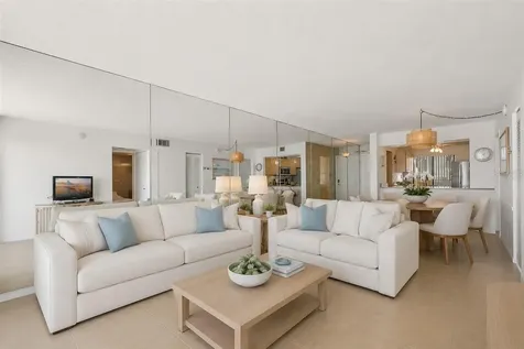 6322 Palma Del Mar Boulevard S St Petersburg FL 33715
