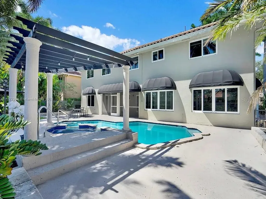 15945 NW 82nd Court Miami Lakes FL 33016