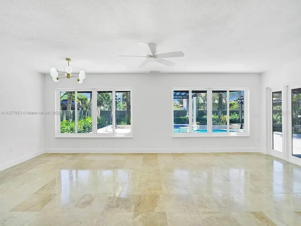 15945 NW 82nd Court Miami Lakes FL 33016
