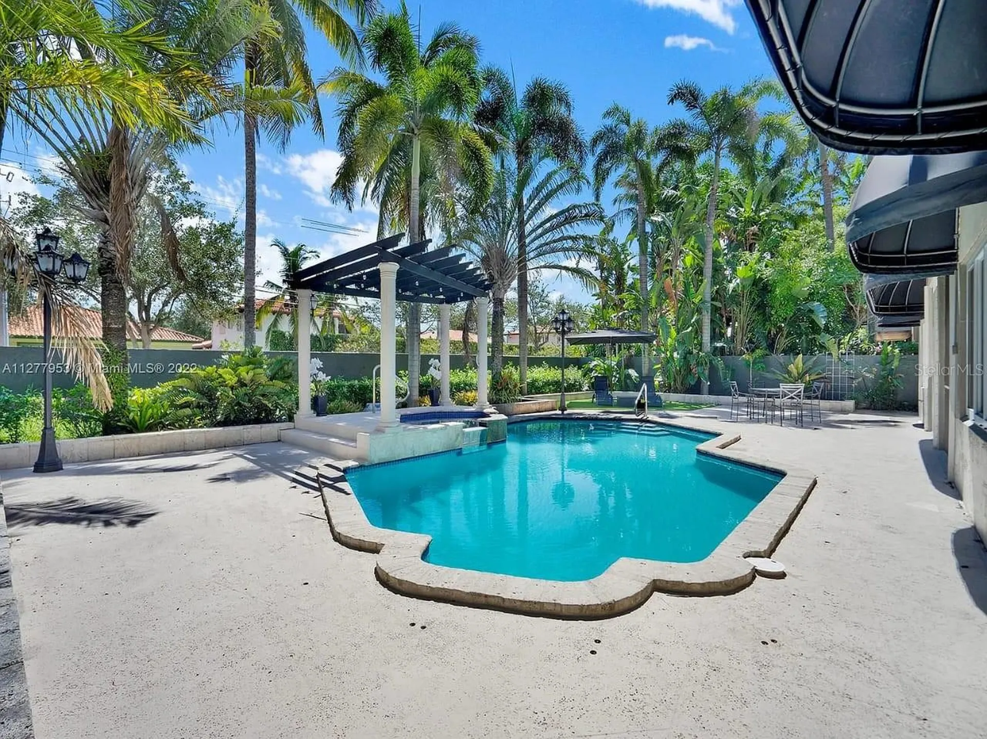 15945 NW 82nd Court Miami Lakes FL 33016