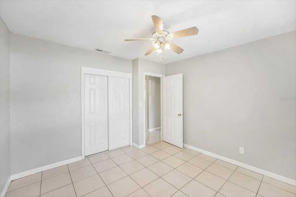 4260 Narvarez Way S St Petersburg FL 33712