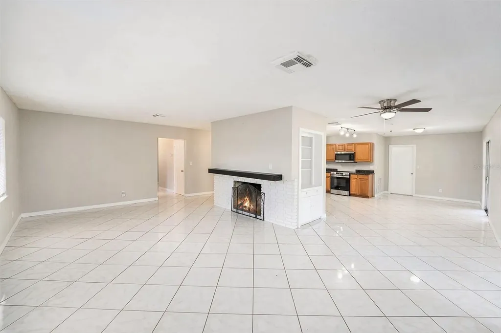 4260 Narvarez Way S St Petersburg FL 33712