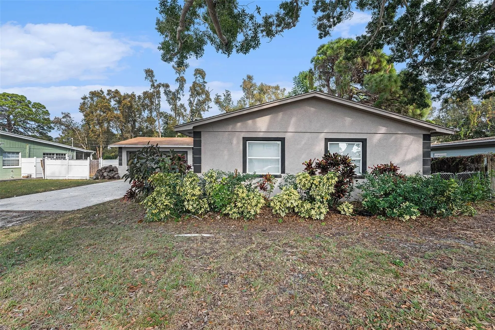 4260 Narvarez Way S St Petersburg FL 33712