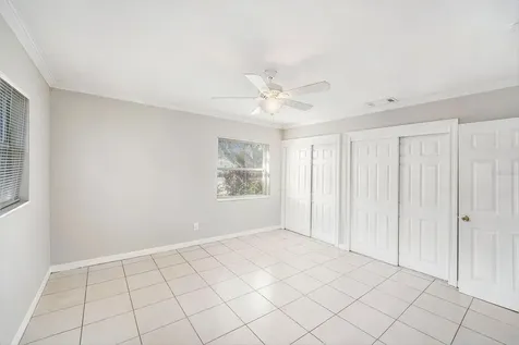 4260 Narvarez Way S St Petersburg FL 33712