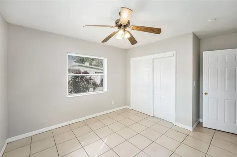 4260 Narvarez Way S St Petersburg FL 33712