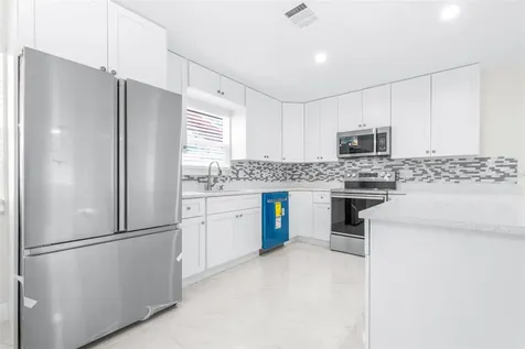 6803 S Englewood Avenue Tampa FL 33611