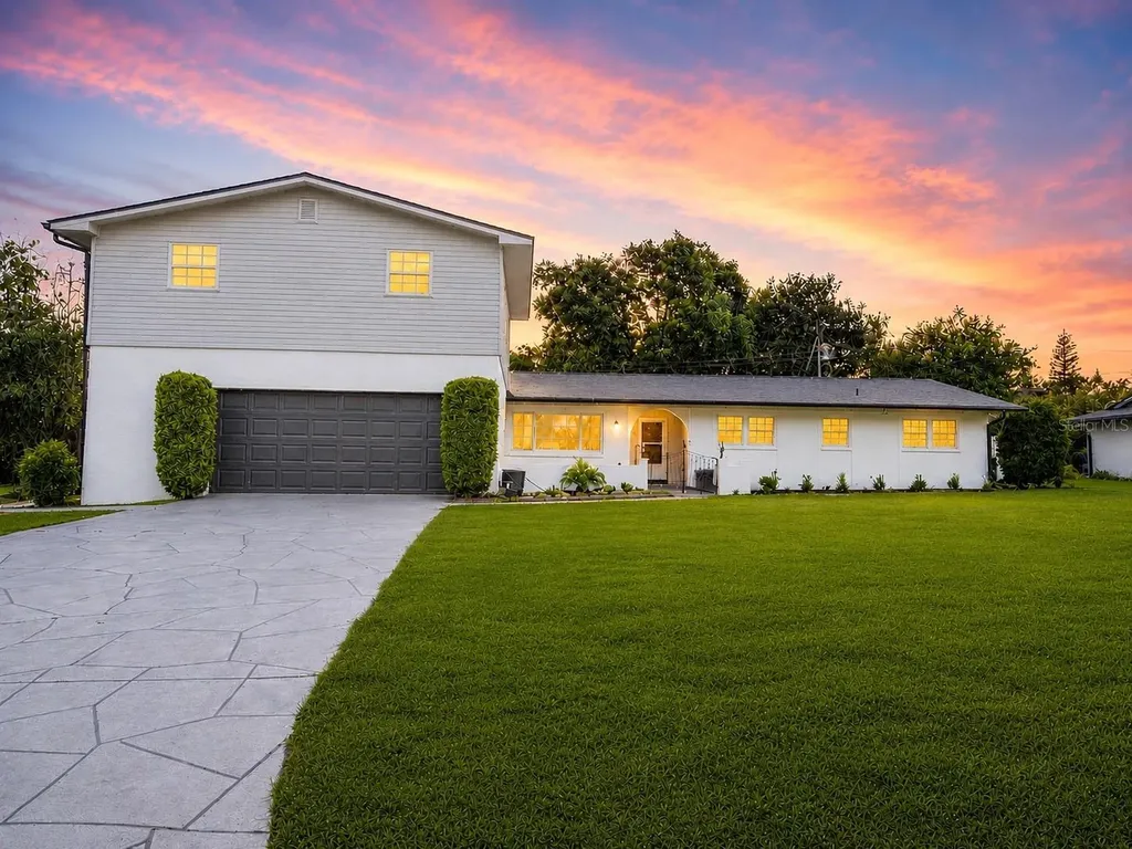 5322 Lisa Avenue Lakeland FL 33813
