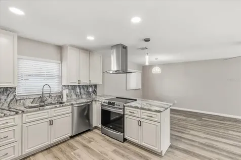 5322 Lisa Avenue Lakeland FL 33813