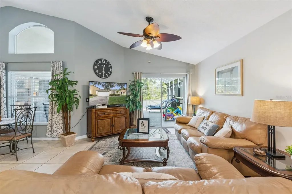 197 Hideaway Beach Lane Kissimmee FL 34746