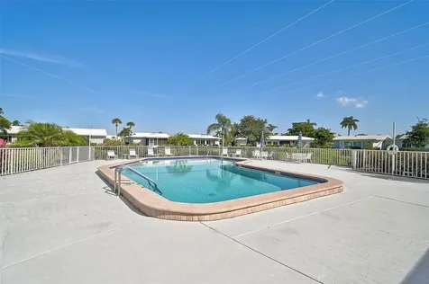 1009 75th Street Parkway W Bradenton FL 34209
