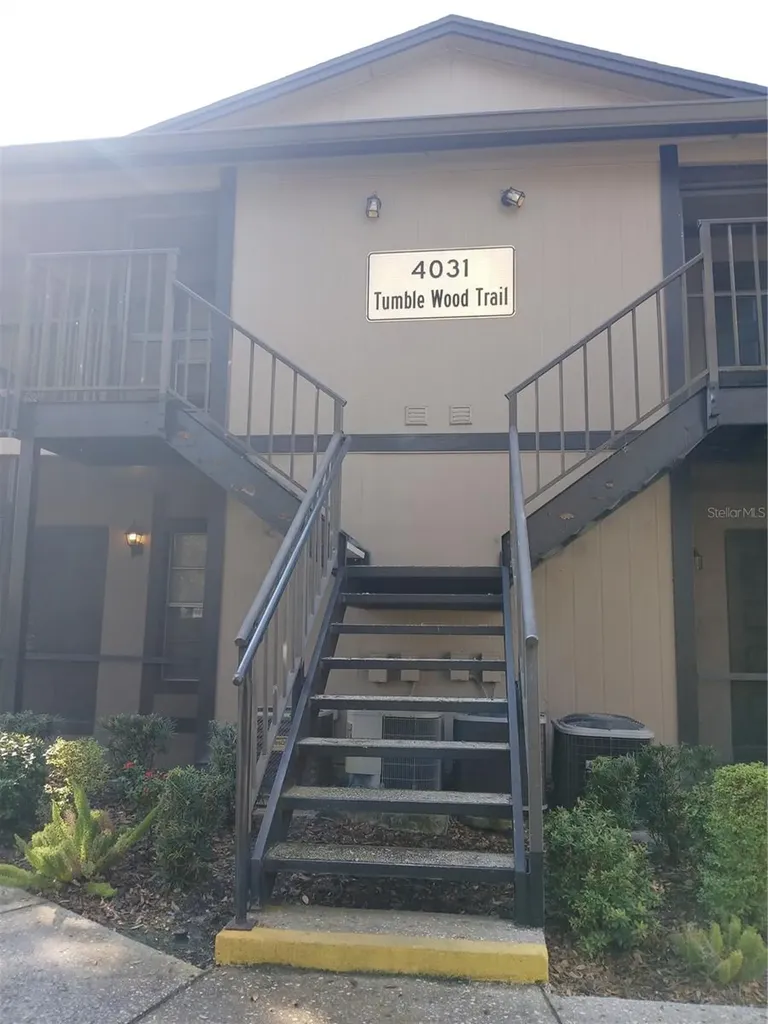 4031 Tumble Wood Trail Tampa FL 33613