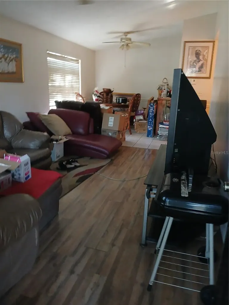 4031 Tumble Wood Trail Tampa FL 33613